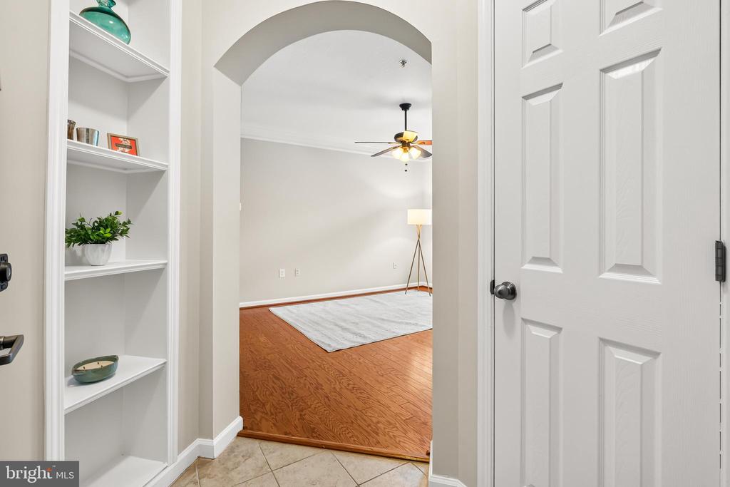 514 SUNSET VIEW Unit: 207