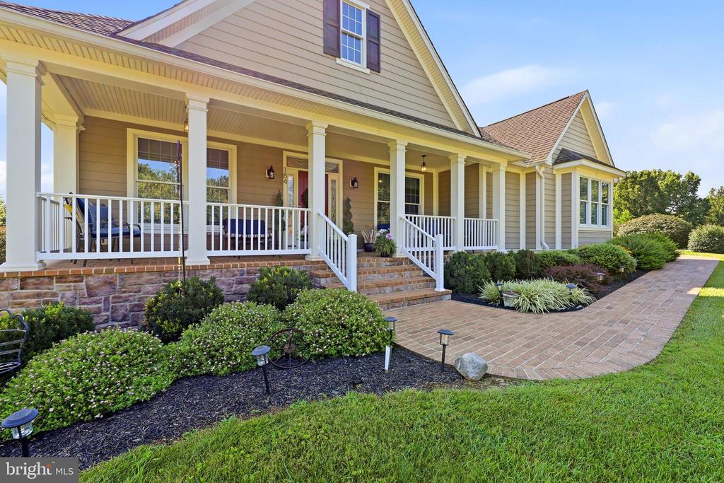 184 HERITAGE DRIVE