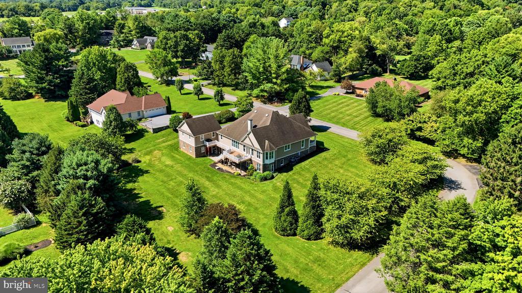 184 HERITAGE DRIVE