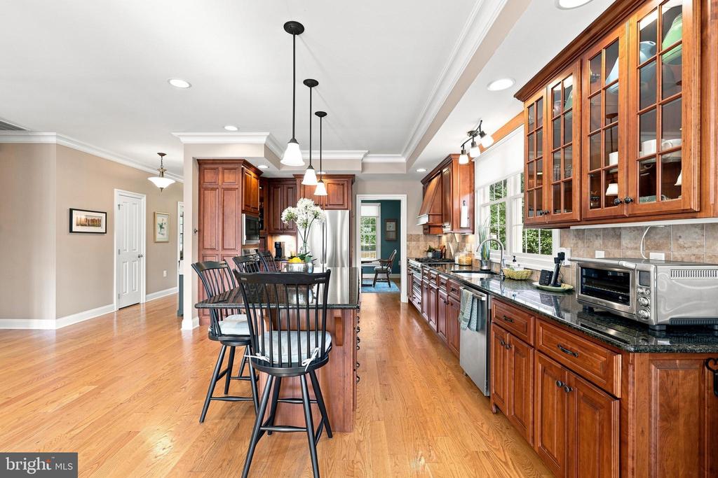 184 HERITAGE DRIVE
