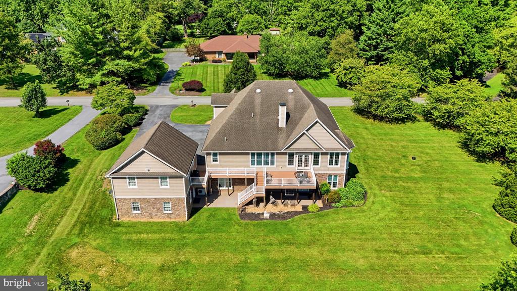 184 HERITAGE DRIVE