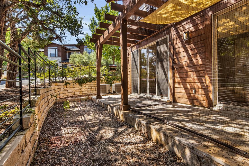 8110 Ranch Road 2222 RD # 20