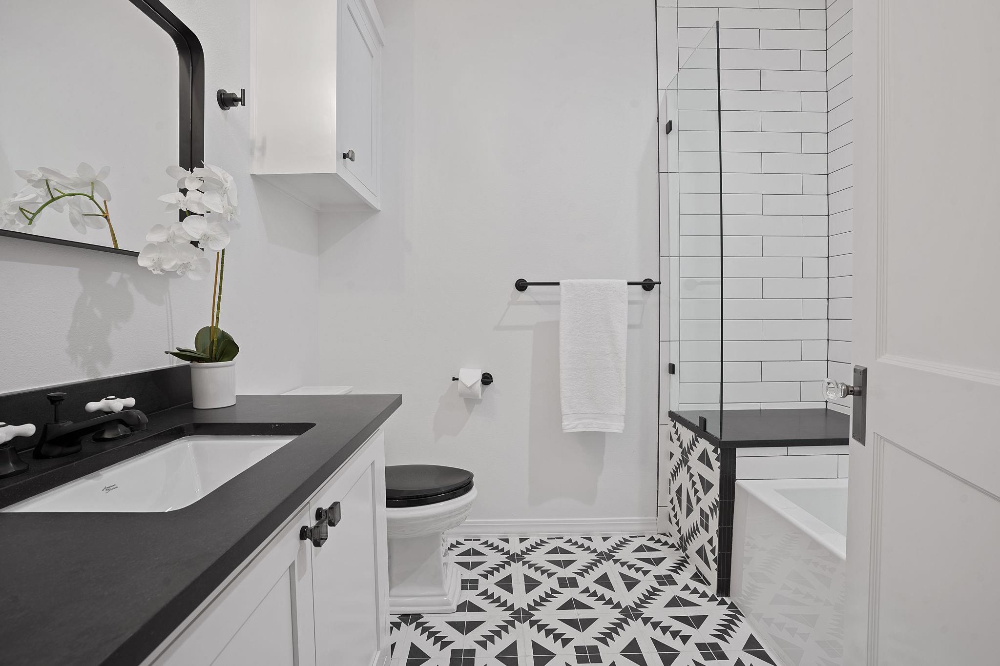 2110 Travis Heights BLVD