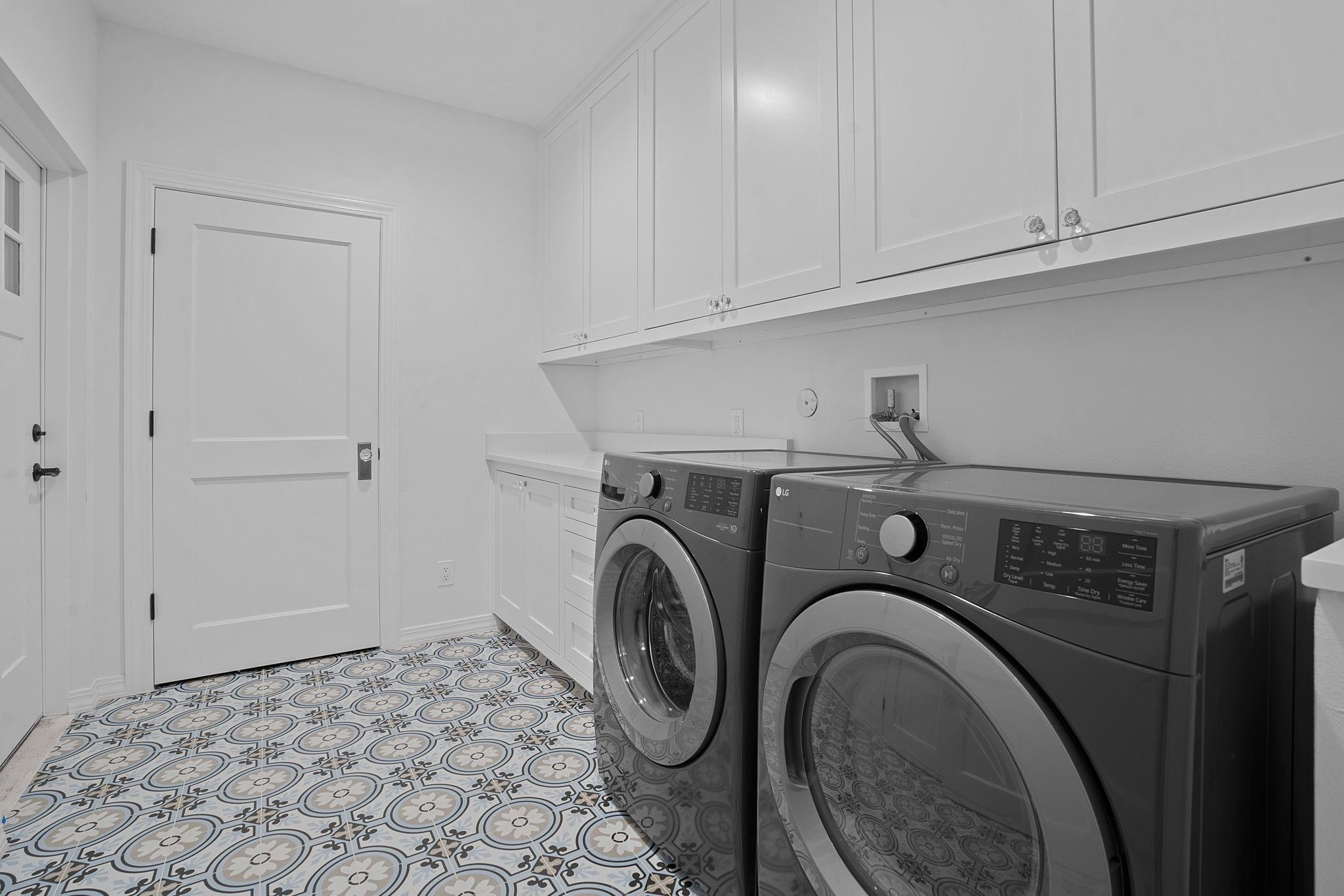 2110 Travis Heights BLVD