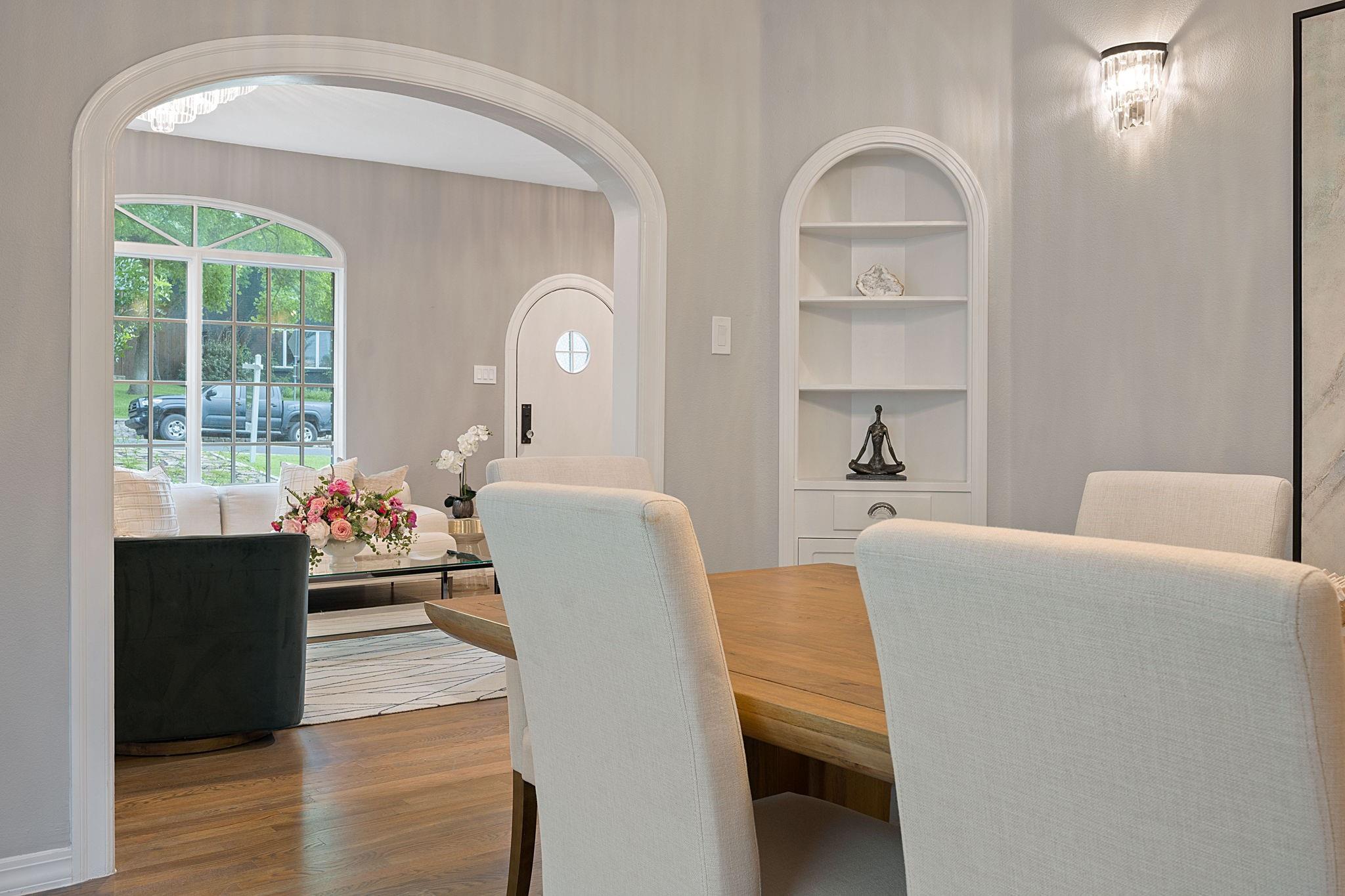 2110 Travis Heights BLVD