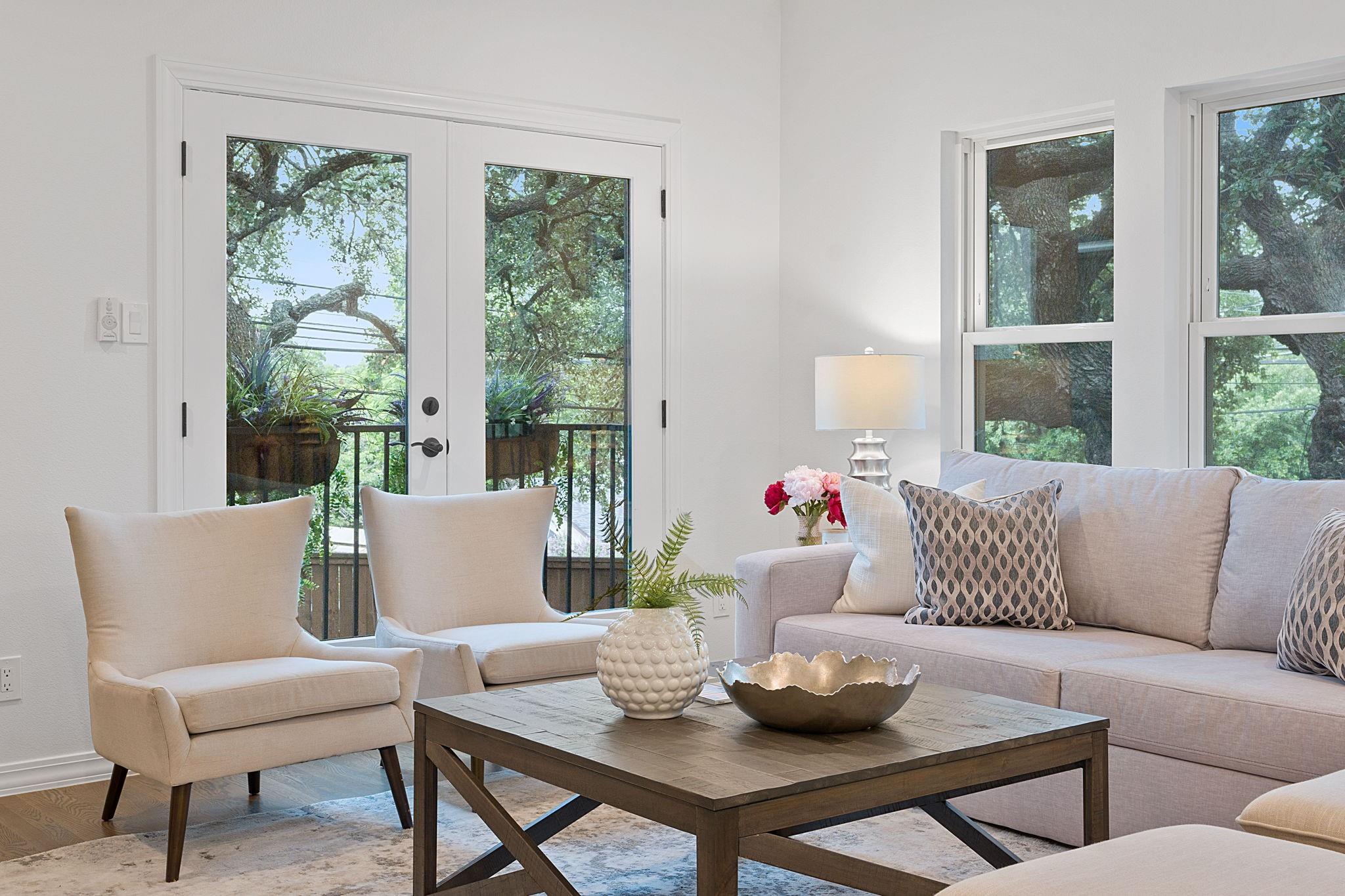 2110 Travis Heights BLVD