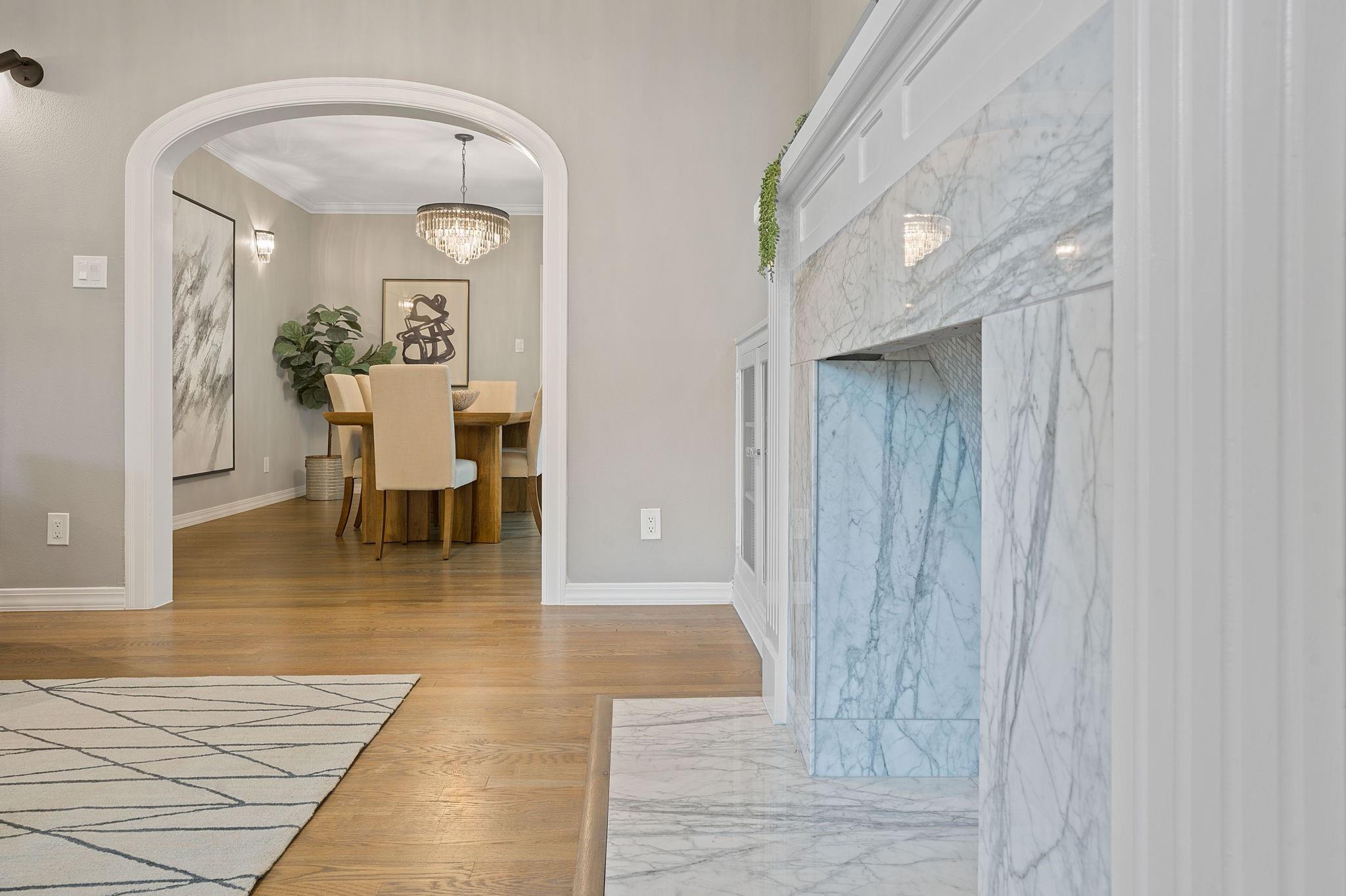 2110 Travis Heights BLVD