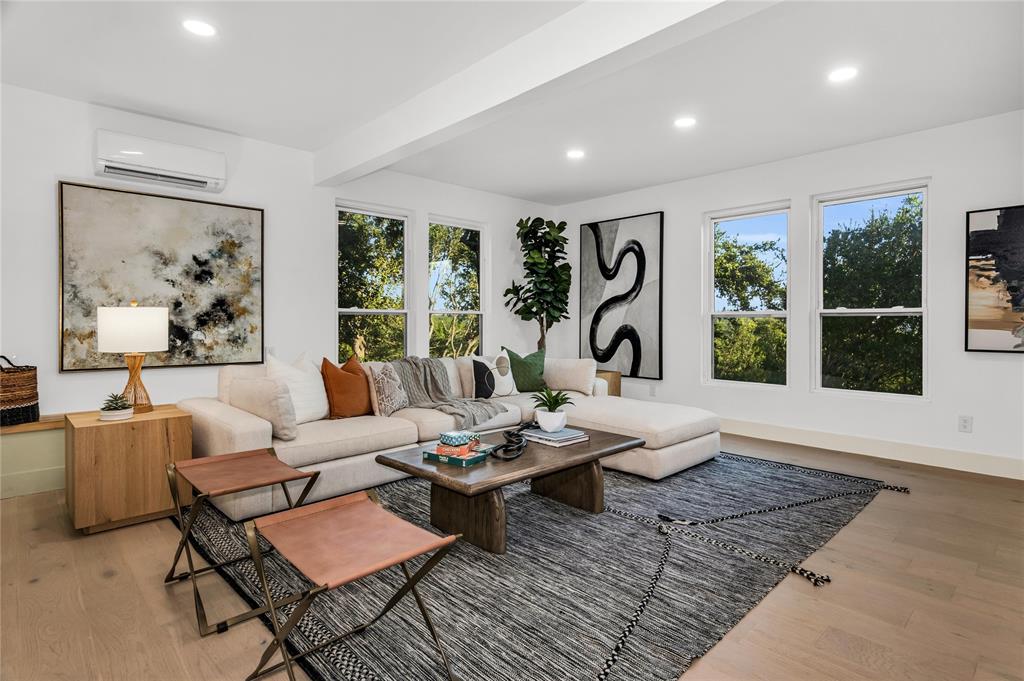 4117 Edwards Mountain DR