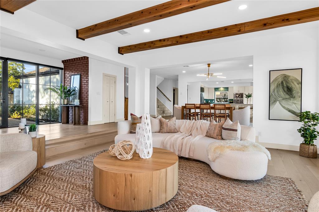 4117 Edwards Mountain DR