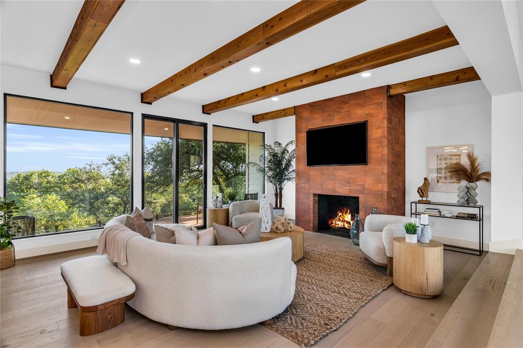 4117 Edwards Mountain DR