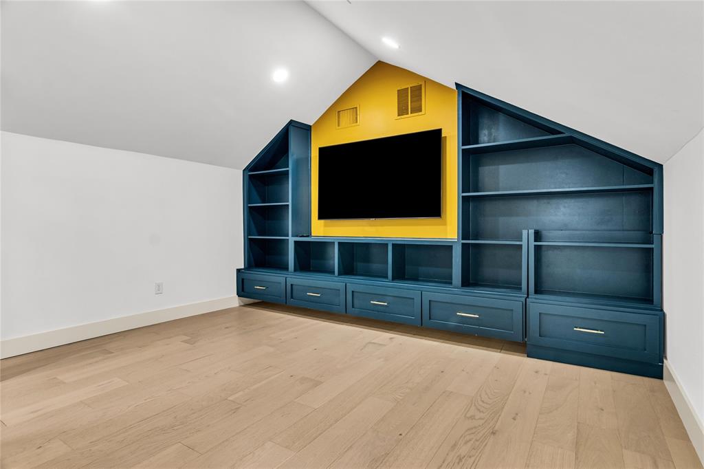 4117 Edwards Mountain DR