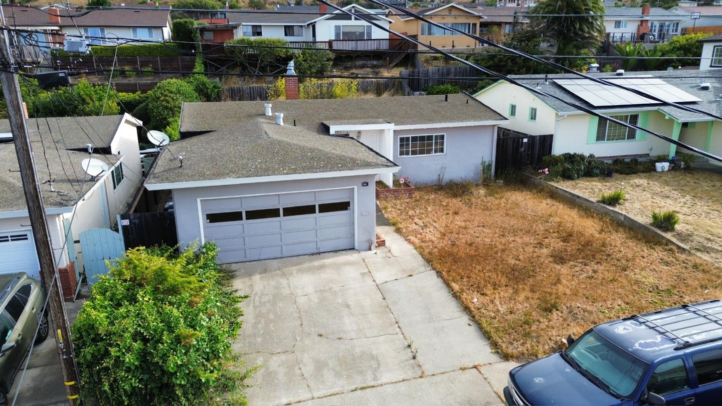 744 Cottonwood AVE
