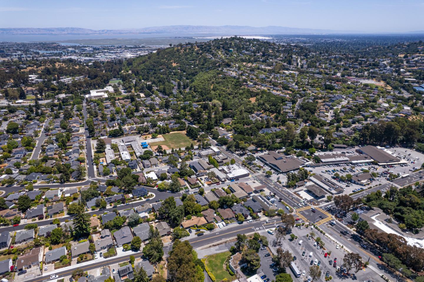 903 Alameda De Las Pulgas