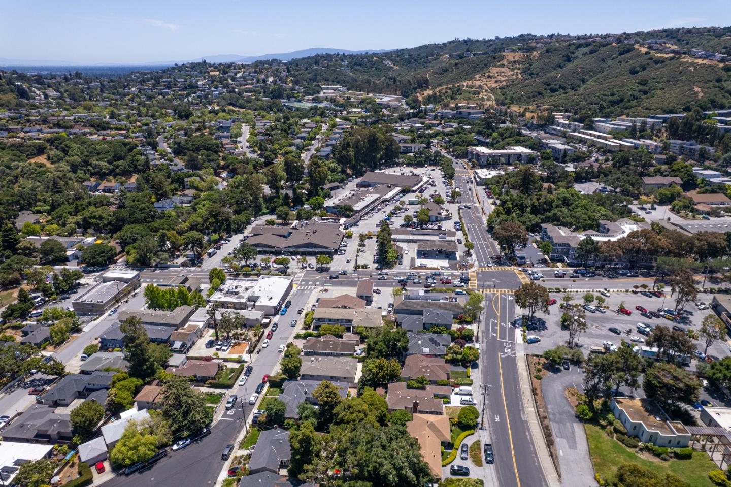 903 Alameda De Las Pulgas