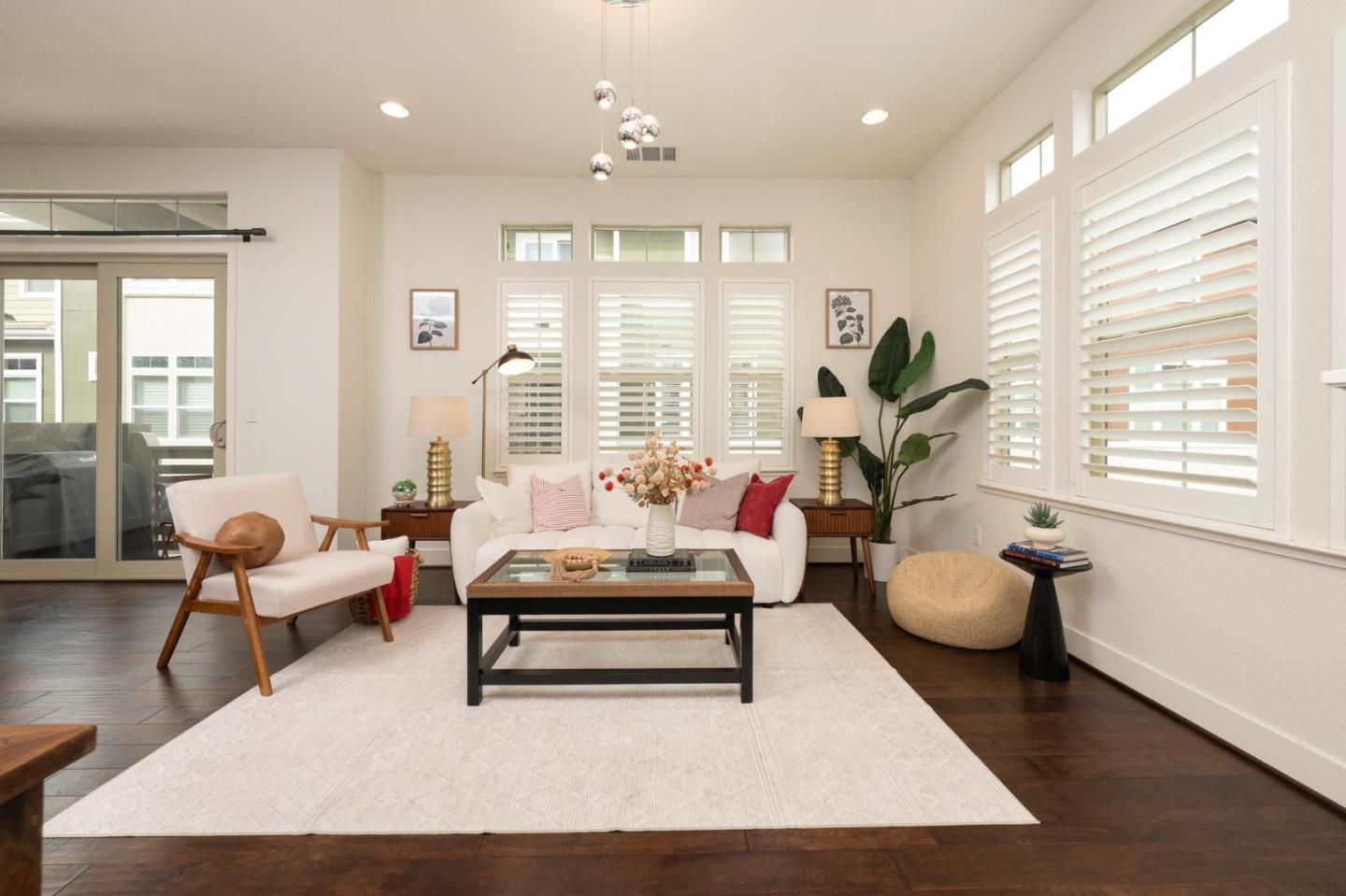 2835 Alvarado Avenue