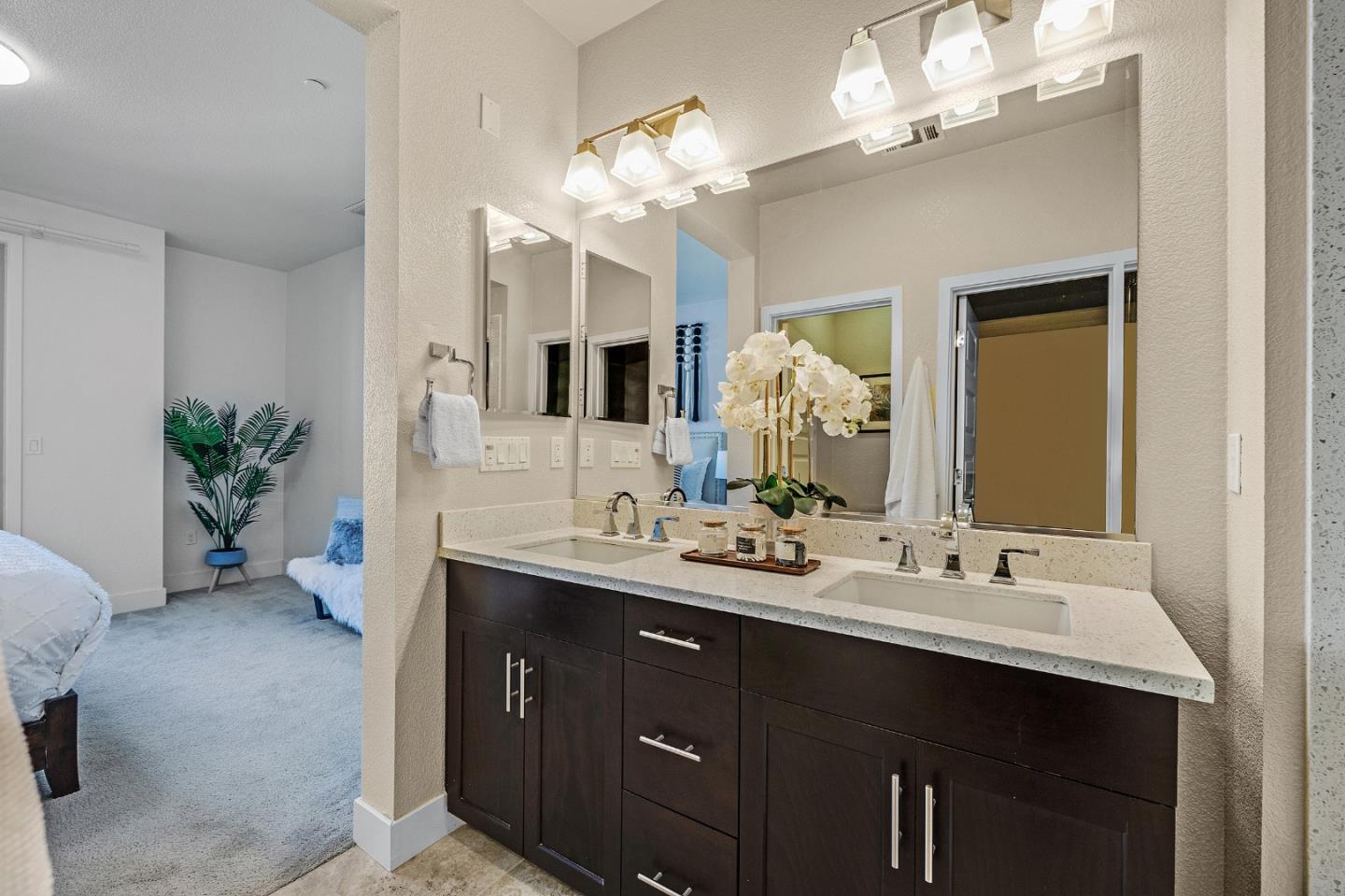 2835 Alvarado Avenue