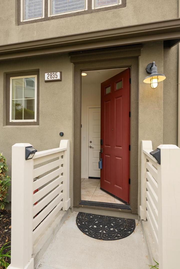 2835 Alvarado Avenue