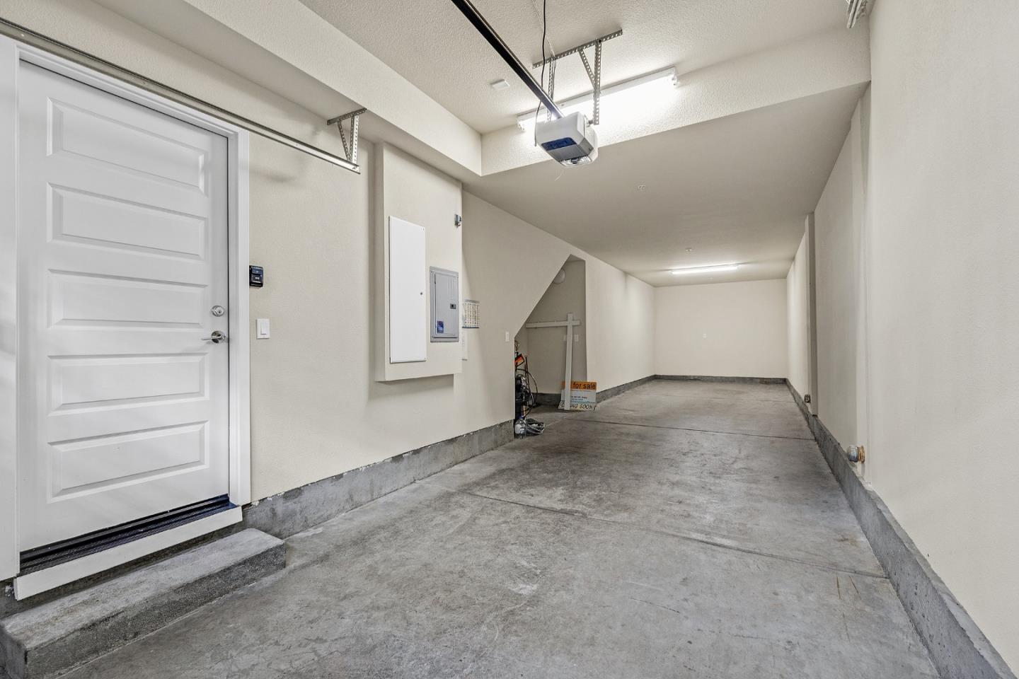 2835 Alvarado Avenue