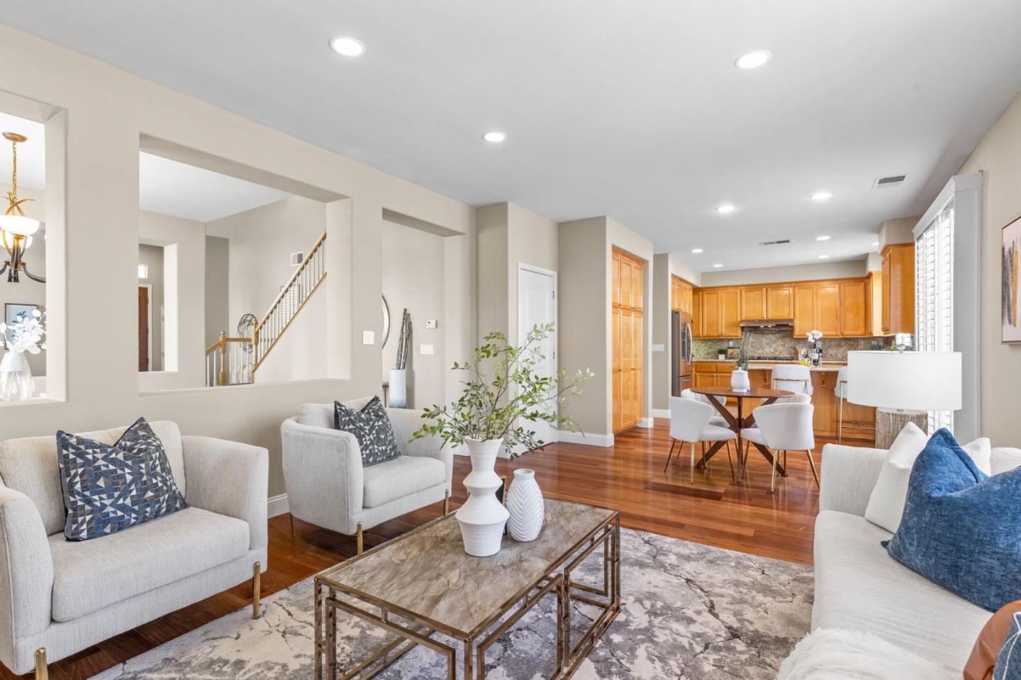 5939 Pala Mesa Drive