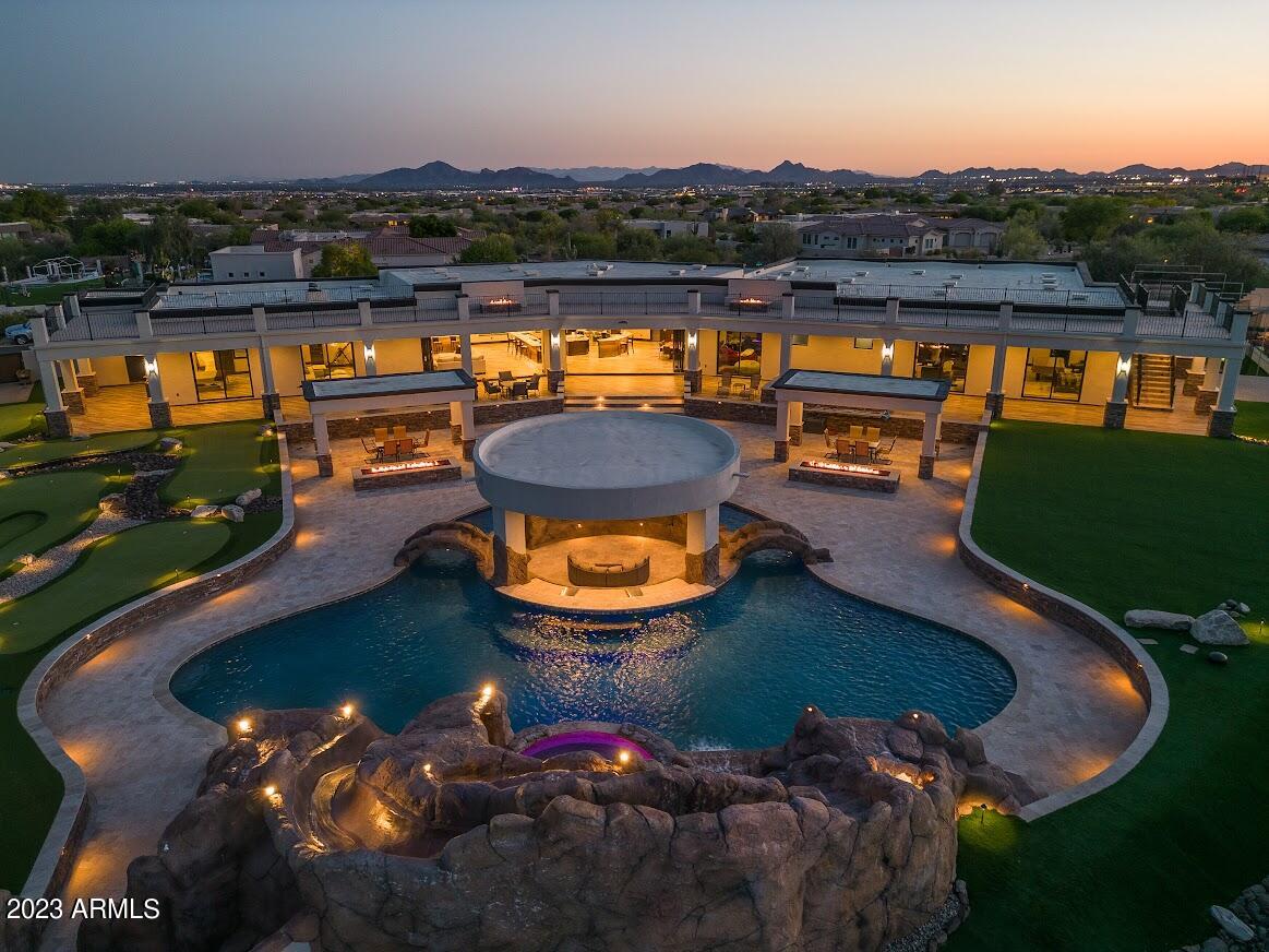 9202 E DIAMOND RIM Drive