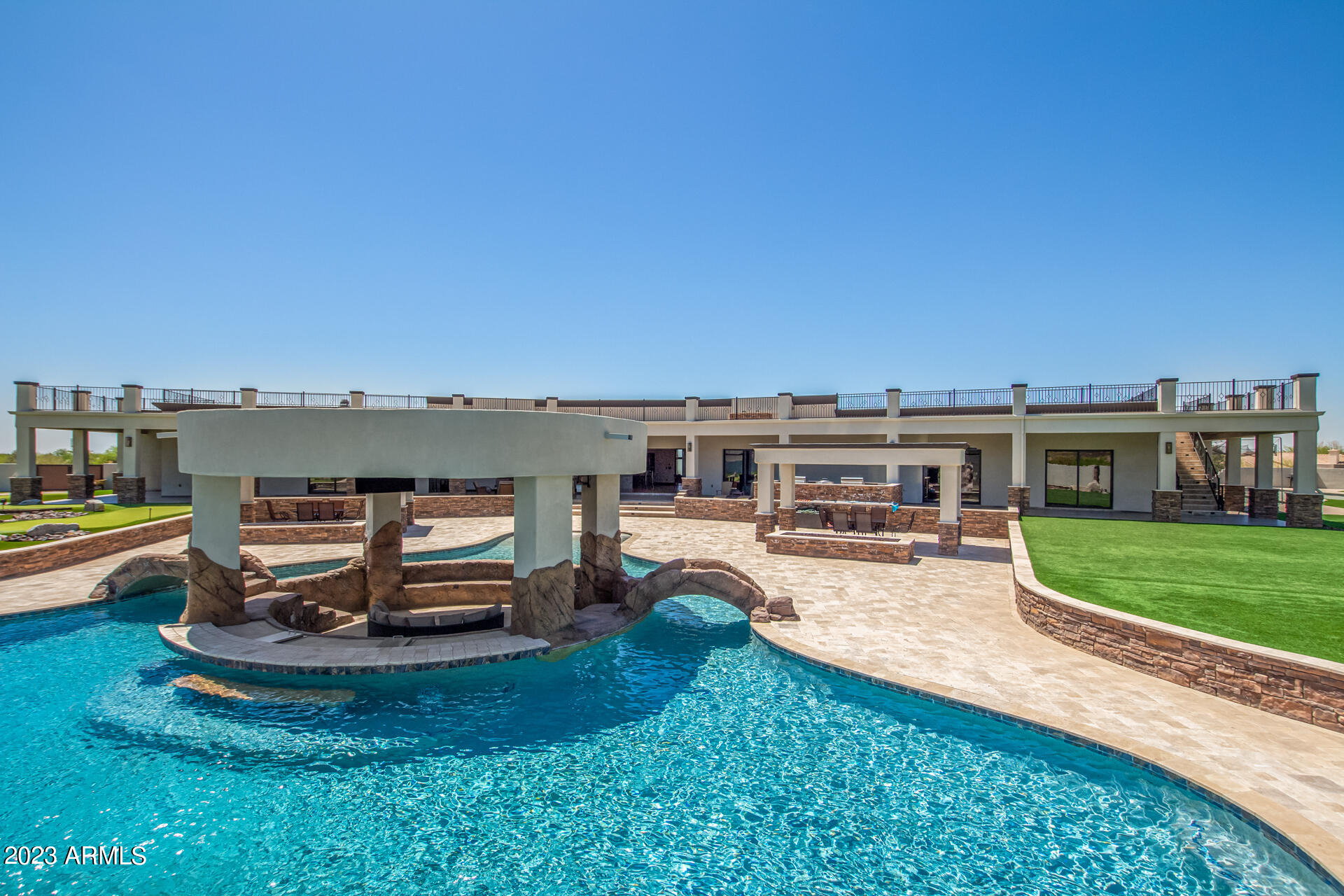 9202 E DIAMOND RIM Drive