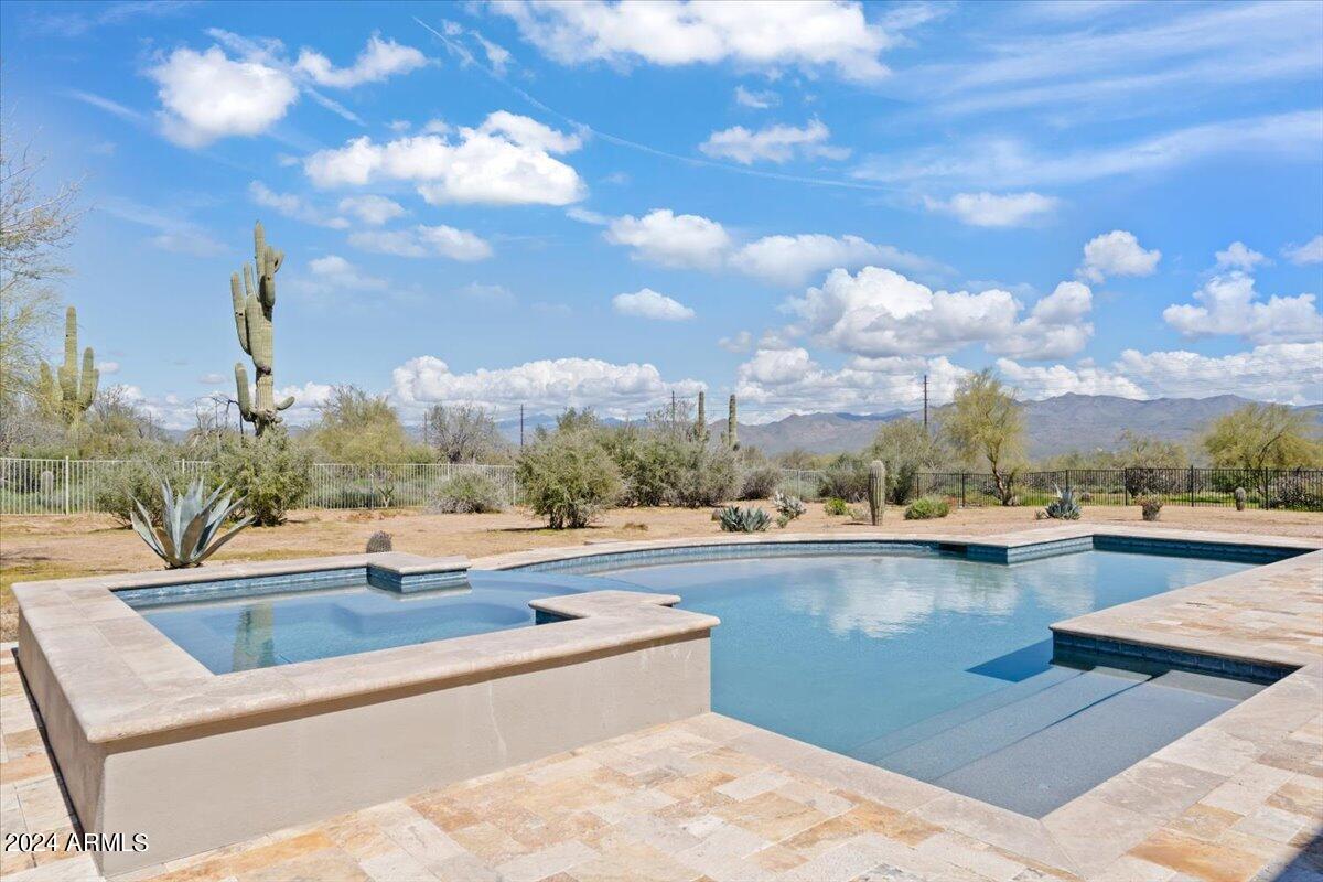 17524 E WHITETHORN Drive