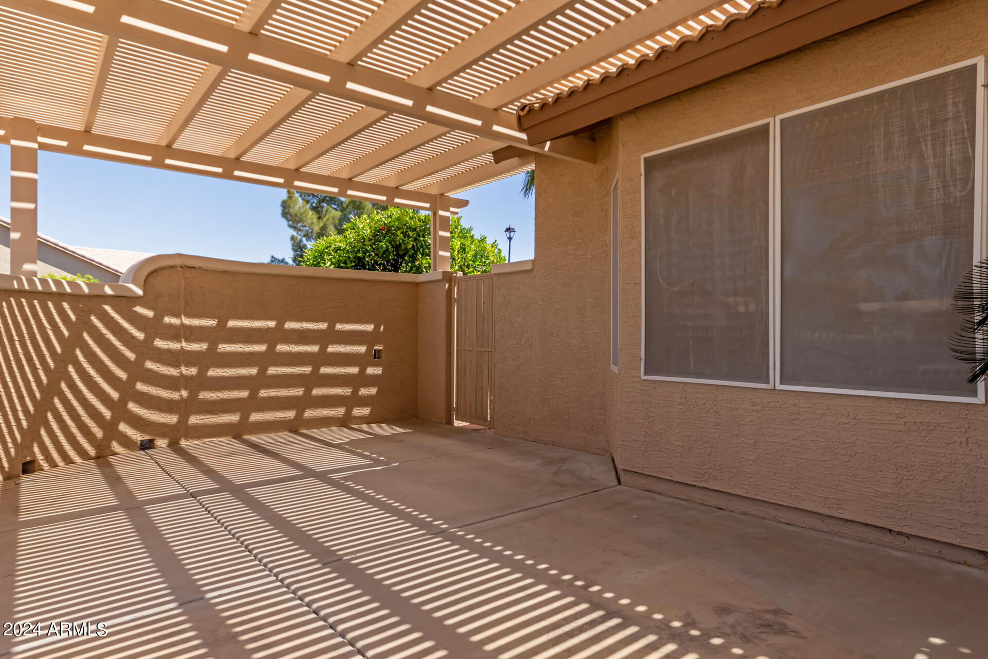 15704 W PICCADILLY Road