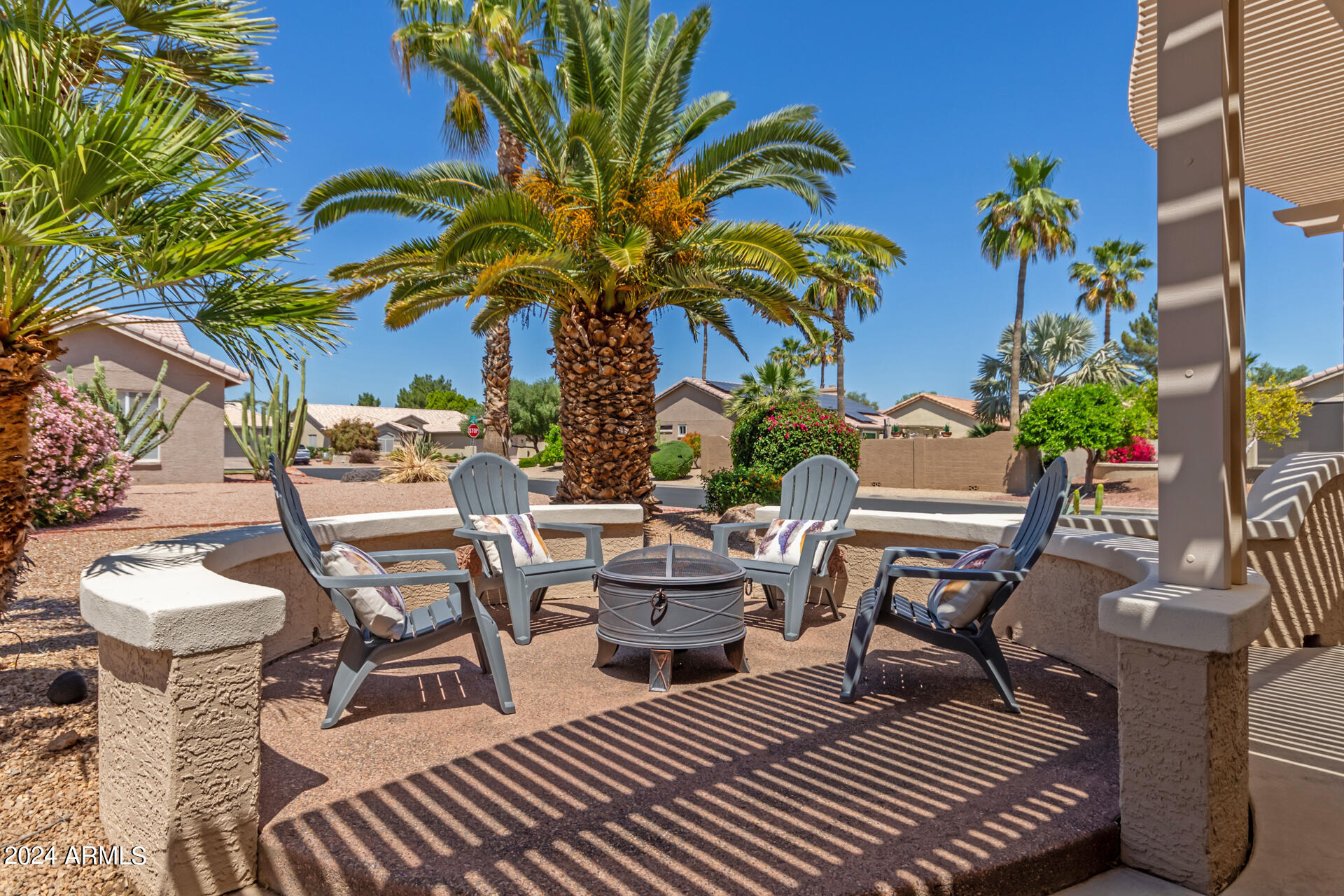 15704 W PICCADILLY Road