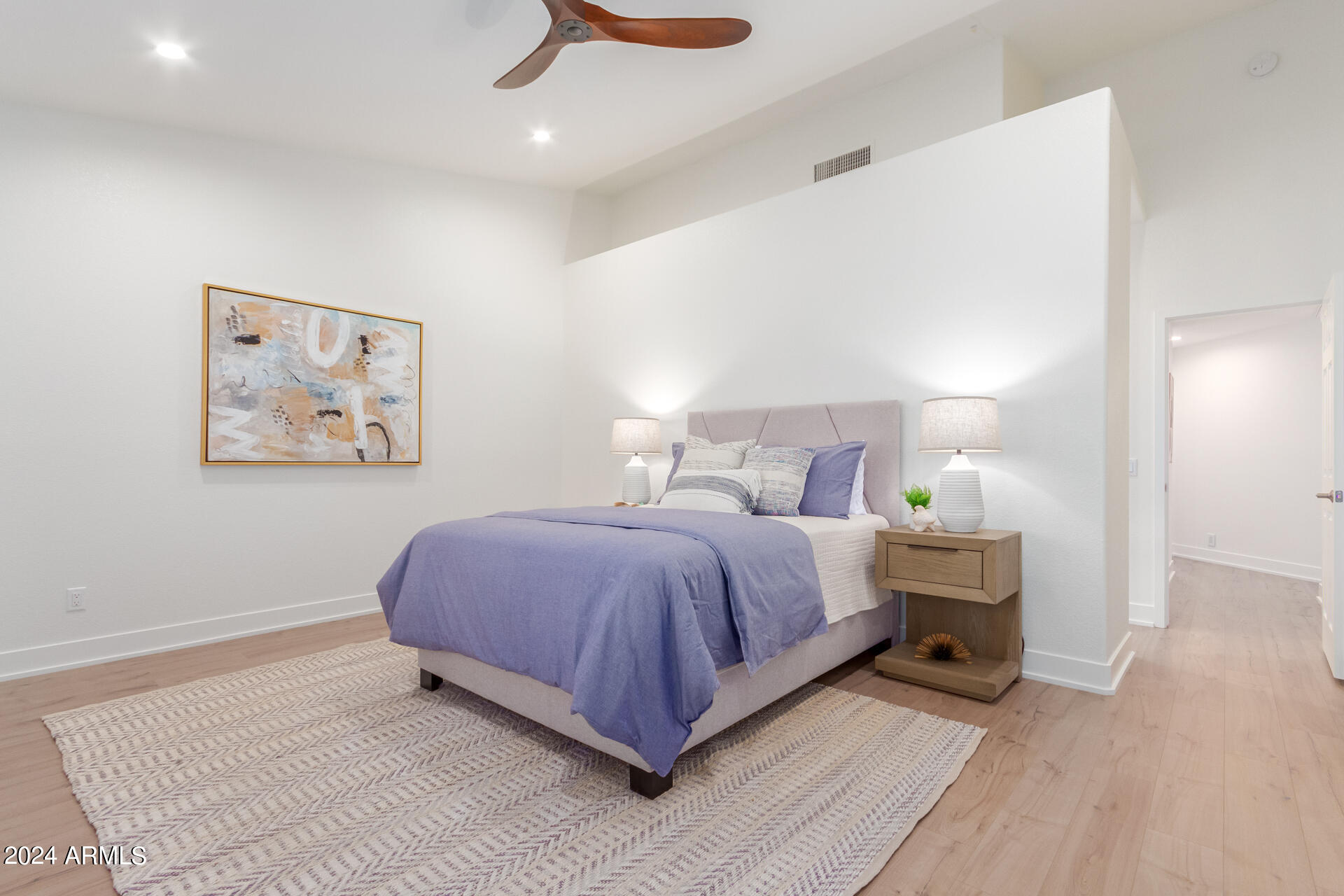 15704 W PICCADILLY Road