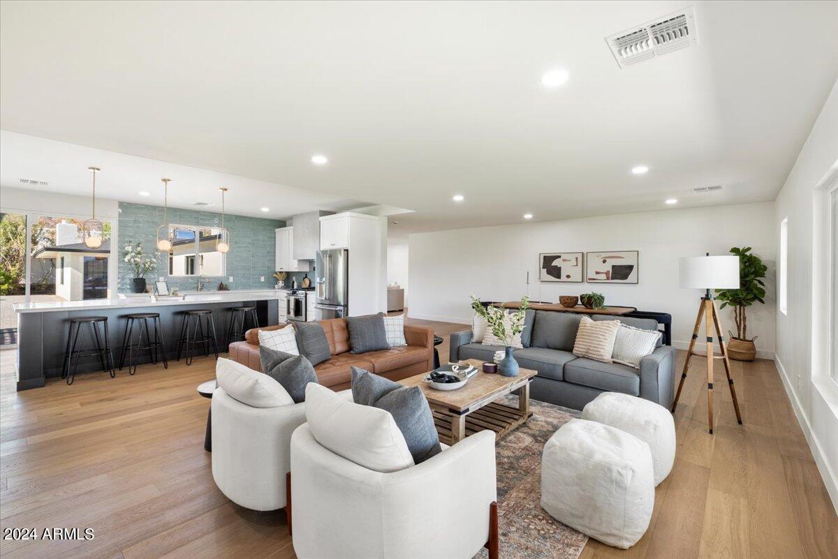 5558 E Lafayette Boulevard