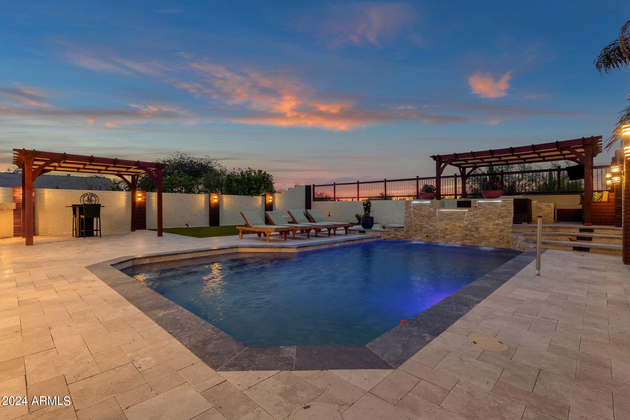 7432 E CHRISTMAS CHOLLA Drive