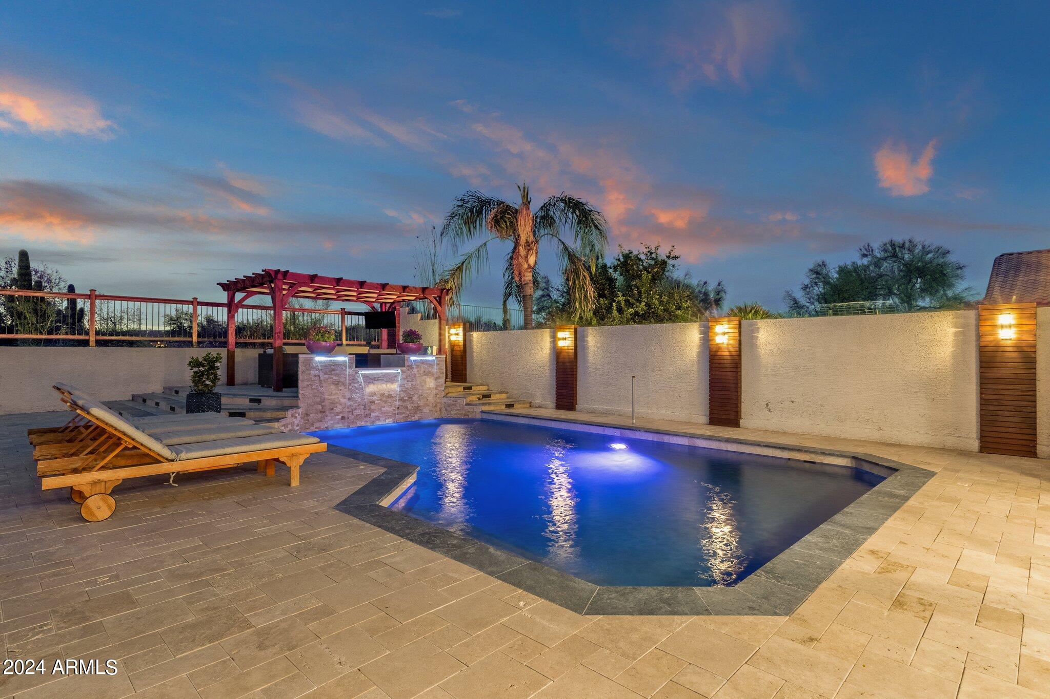 7432 E CHRISTMAS CHOLLA Drive