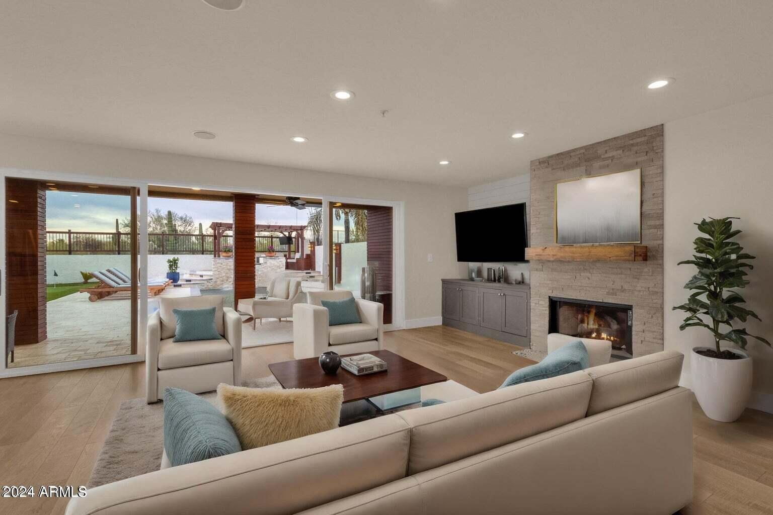 7432 E CHRISTMAS CHOLLA Drive