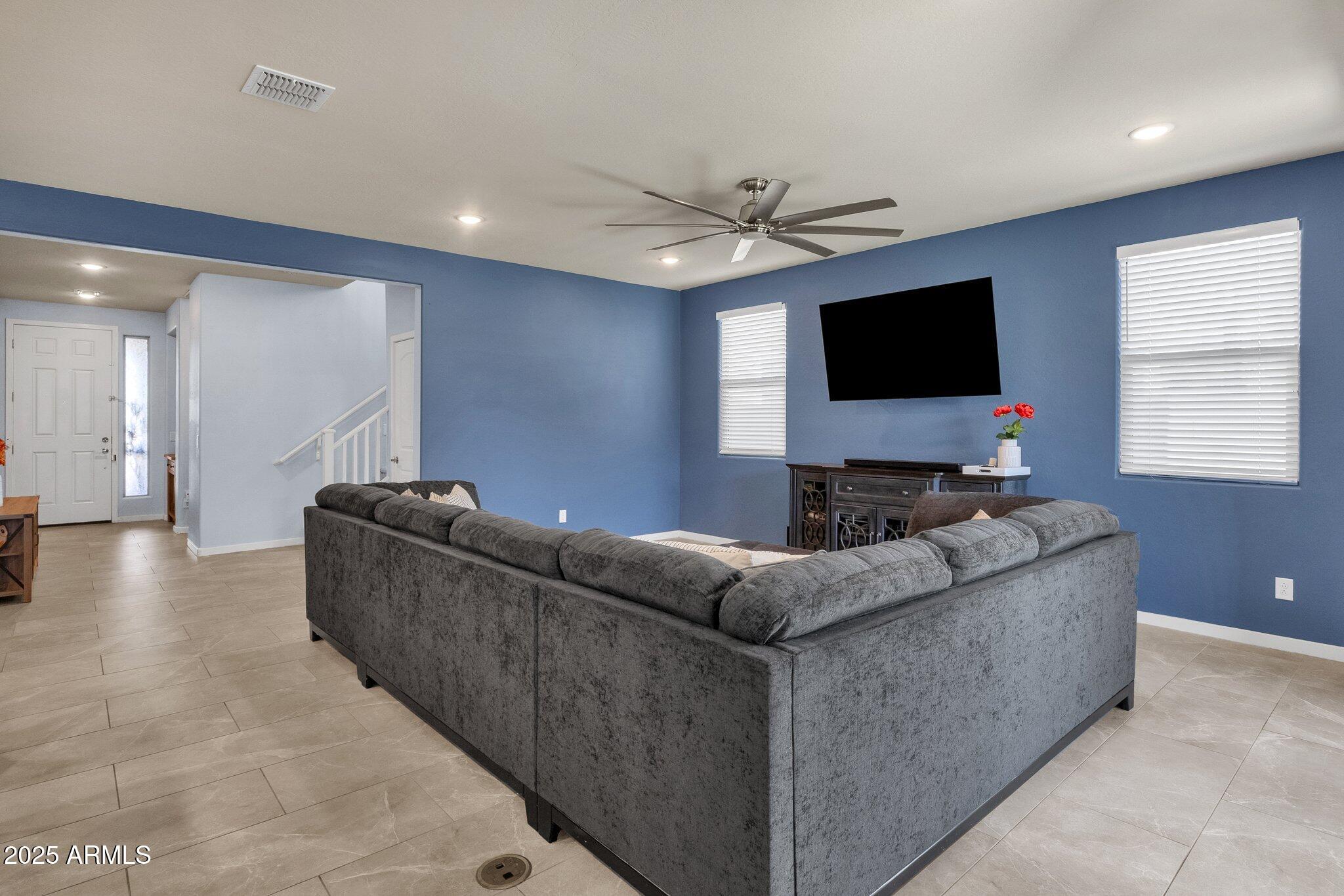 18749 W SAN MIGUEL Avenue