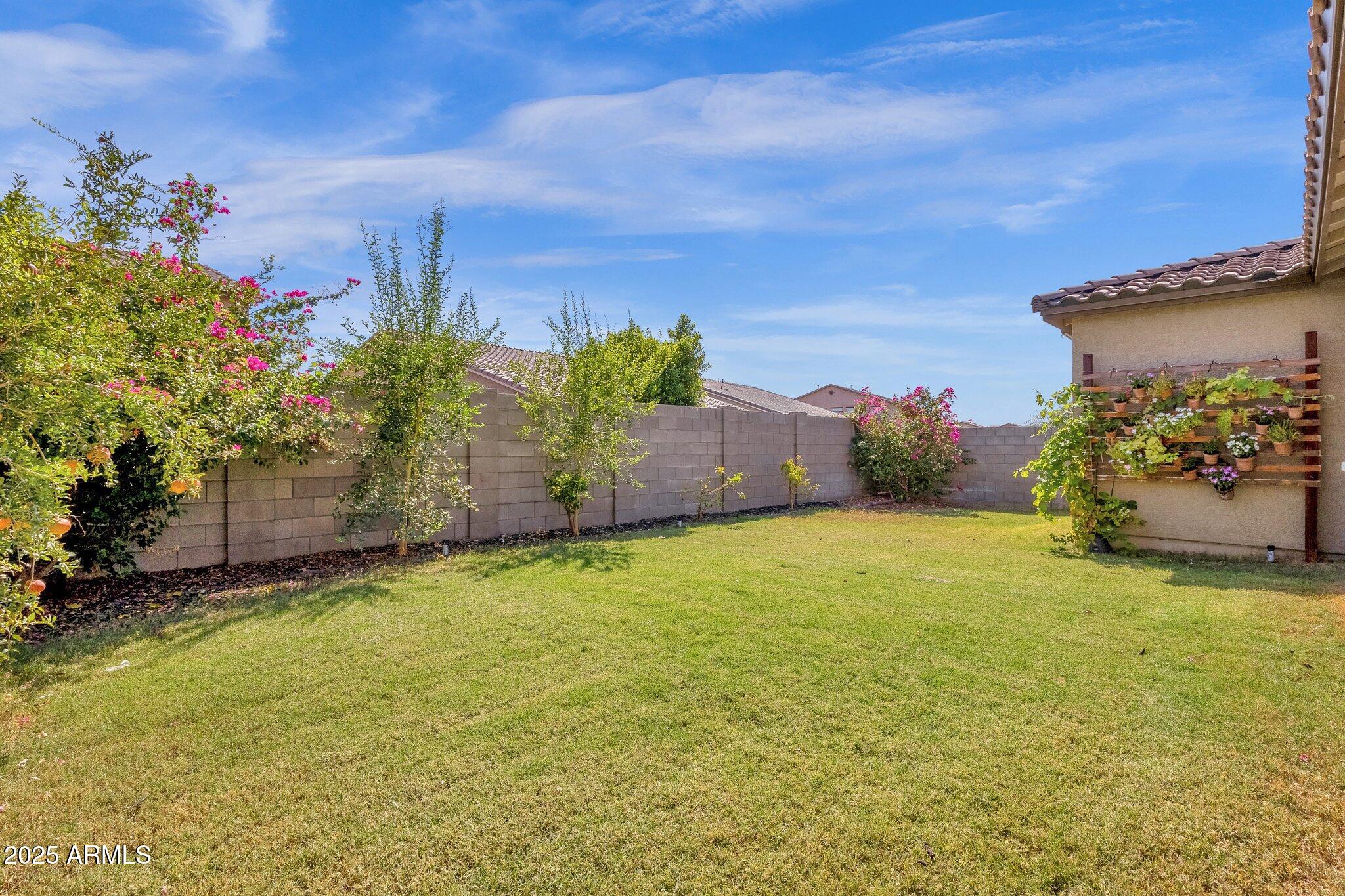 18749 W SAN MIGUEL Avenue