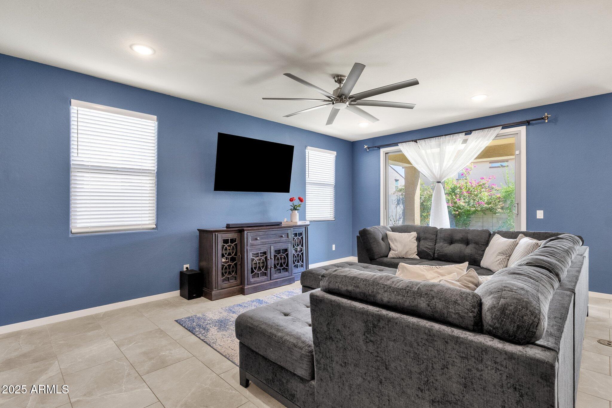 18749 W SAN MIGUEL Avenue