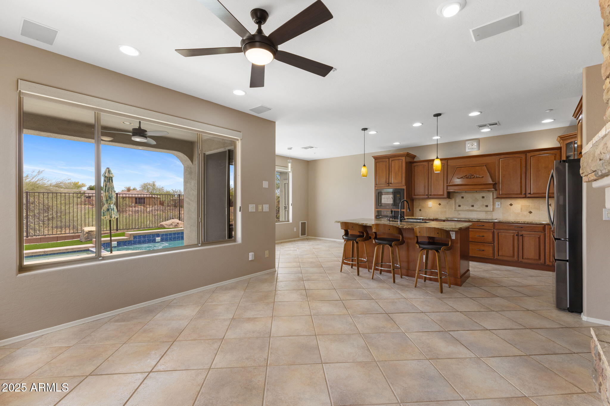 41627 N CEDAR CHASE Road