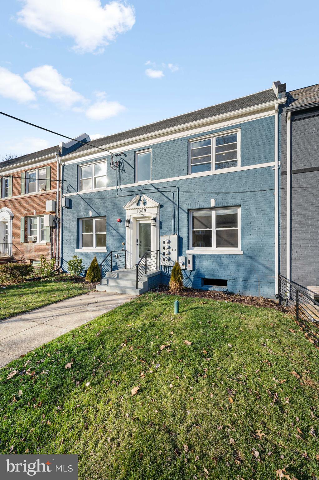 1368 Bryant St NE #4