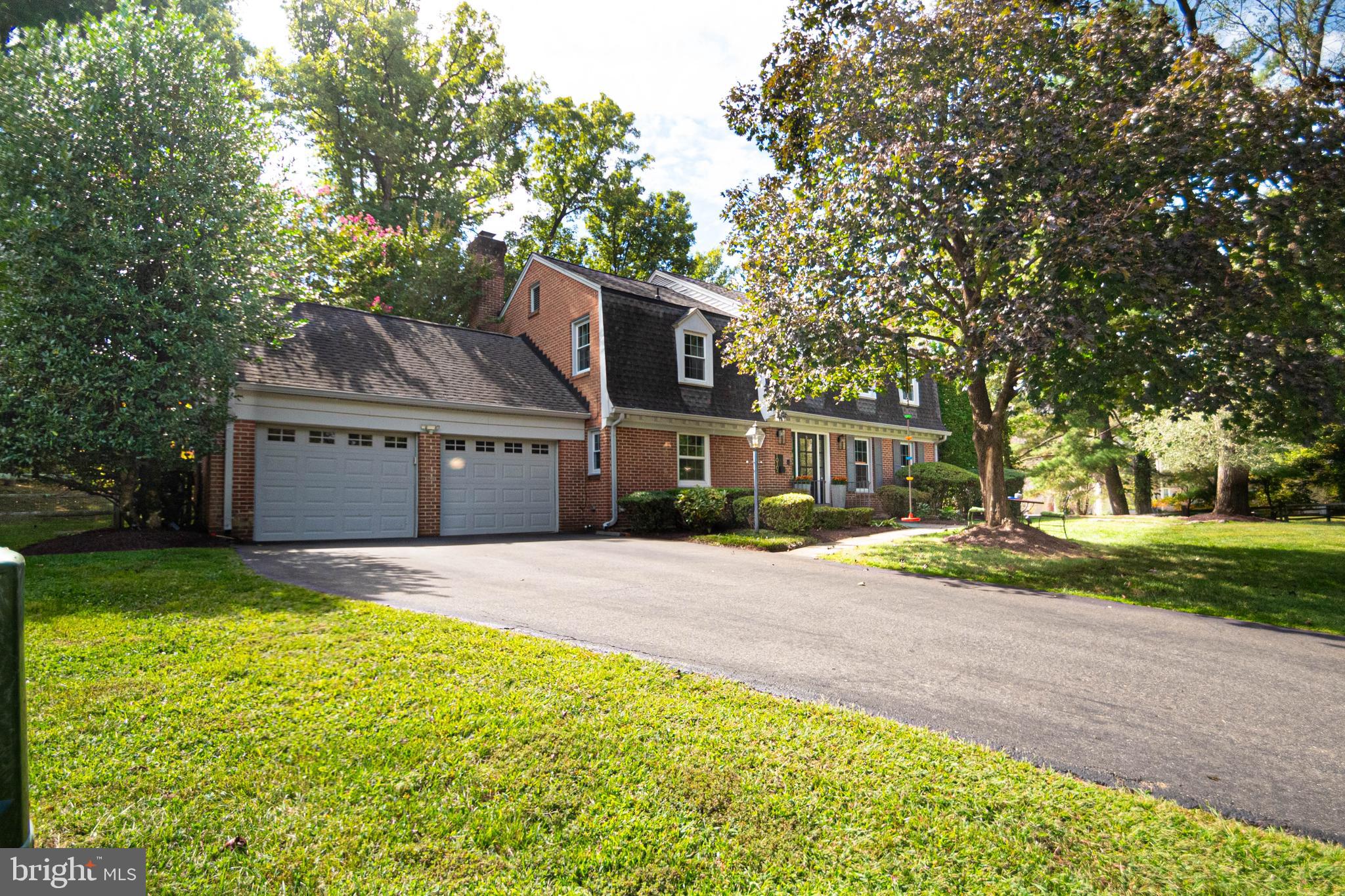 10104 Donegal Ct