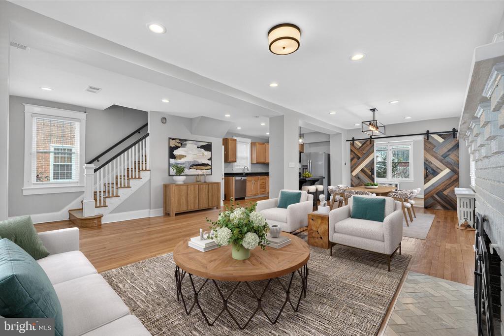 7903 WOODBURY DRIVE