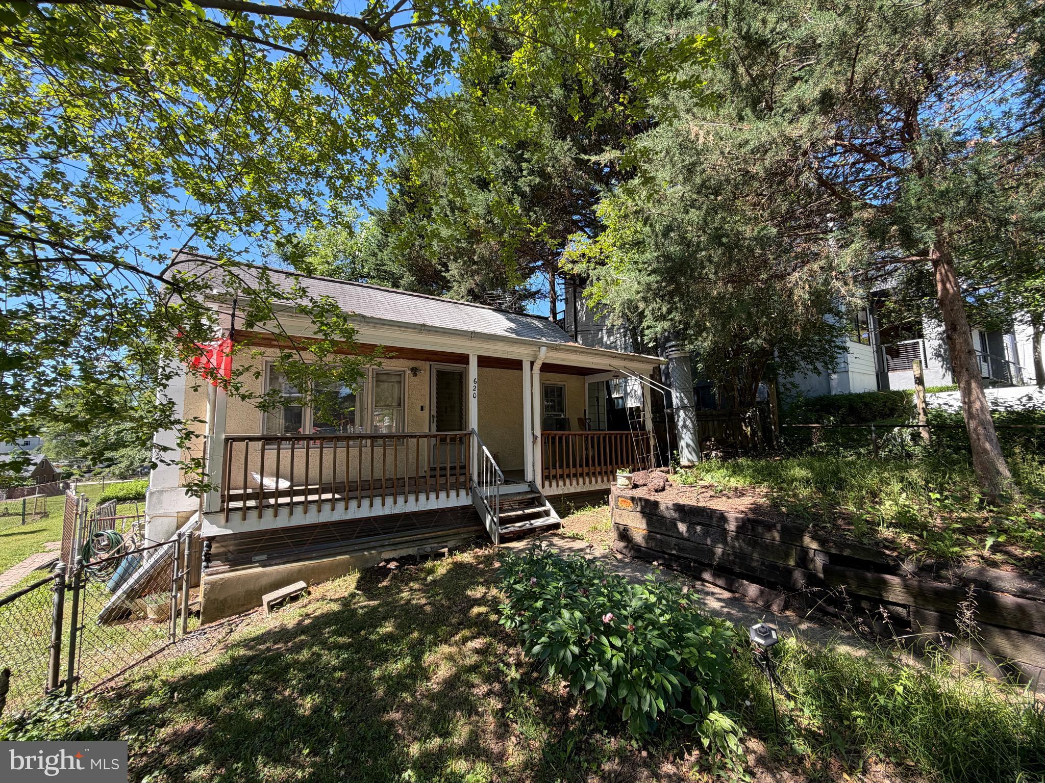 620 RITCHIE AVENUE