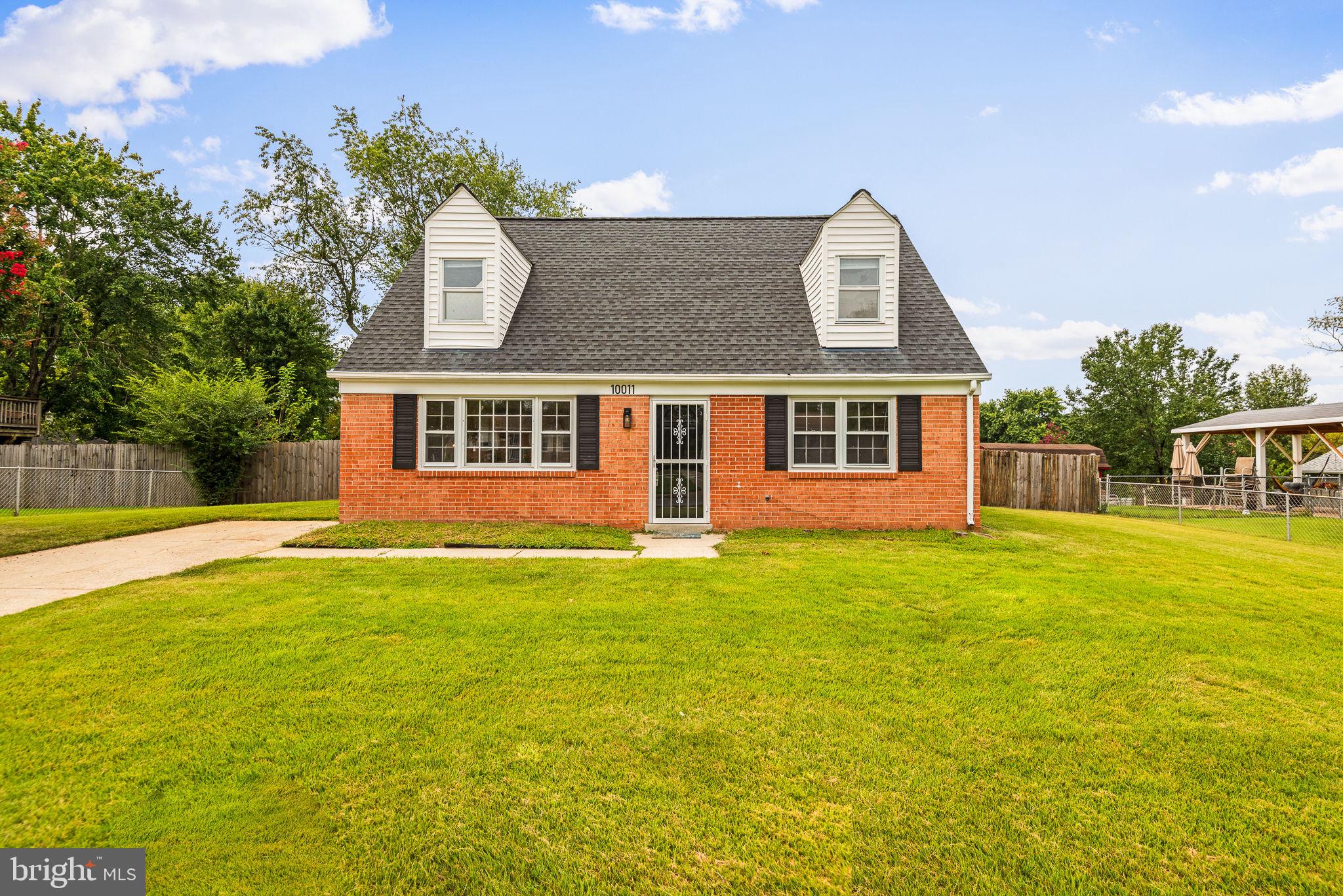 10011 Dakin Ct