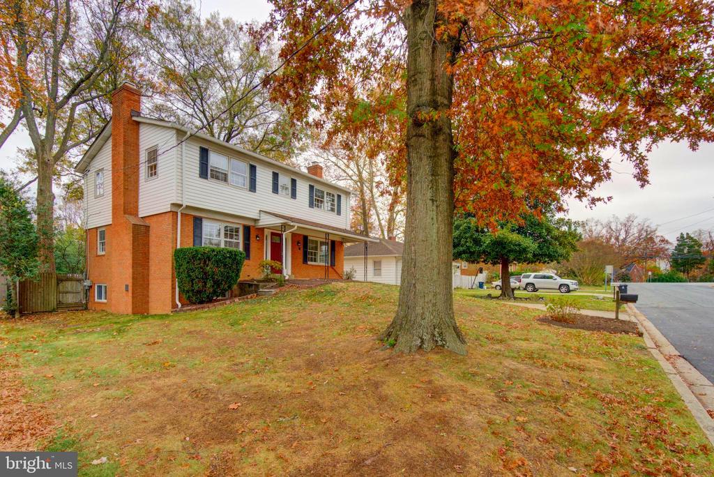 11207 Emack Rd