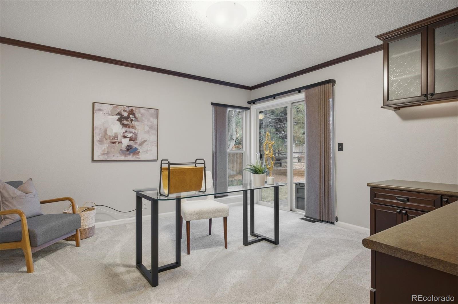 3124 E Hinsdale Place