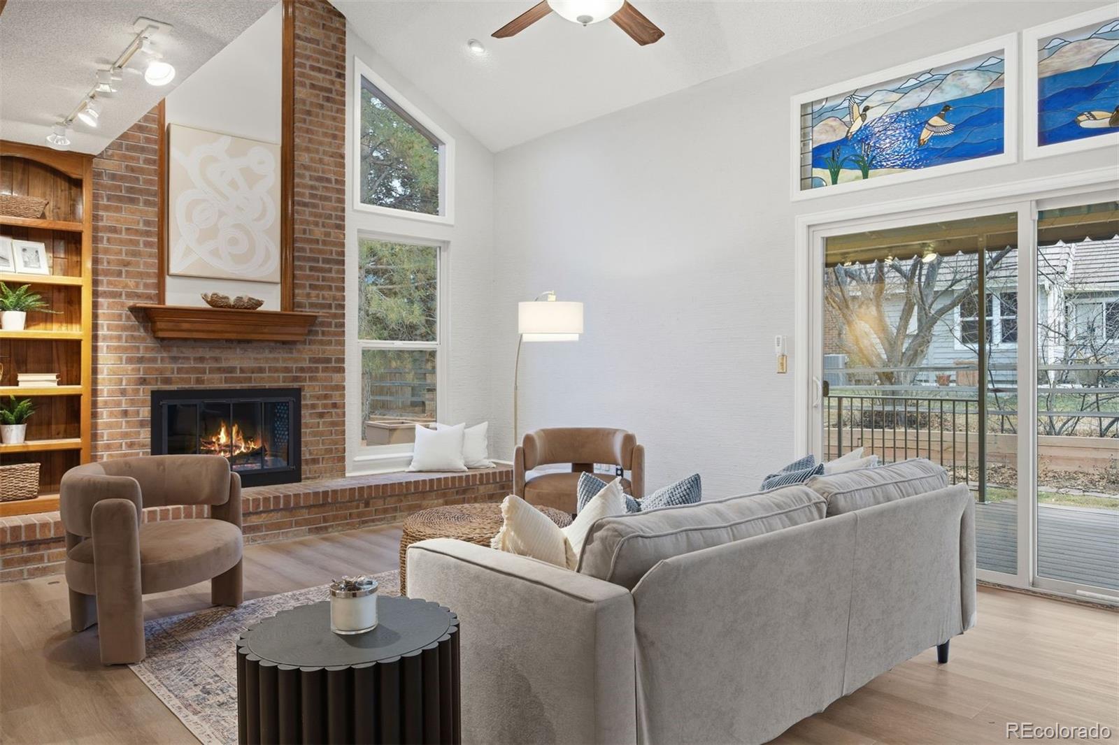 3124 E Hinsdale Place