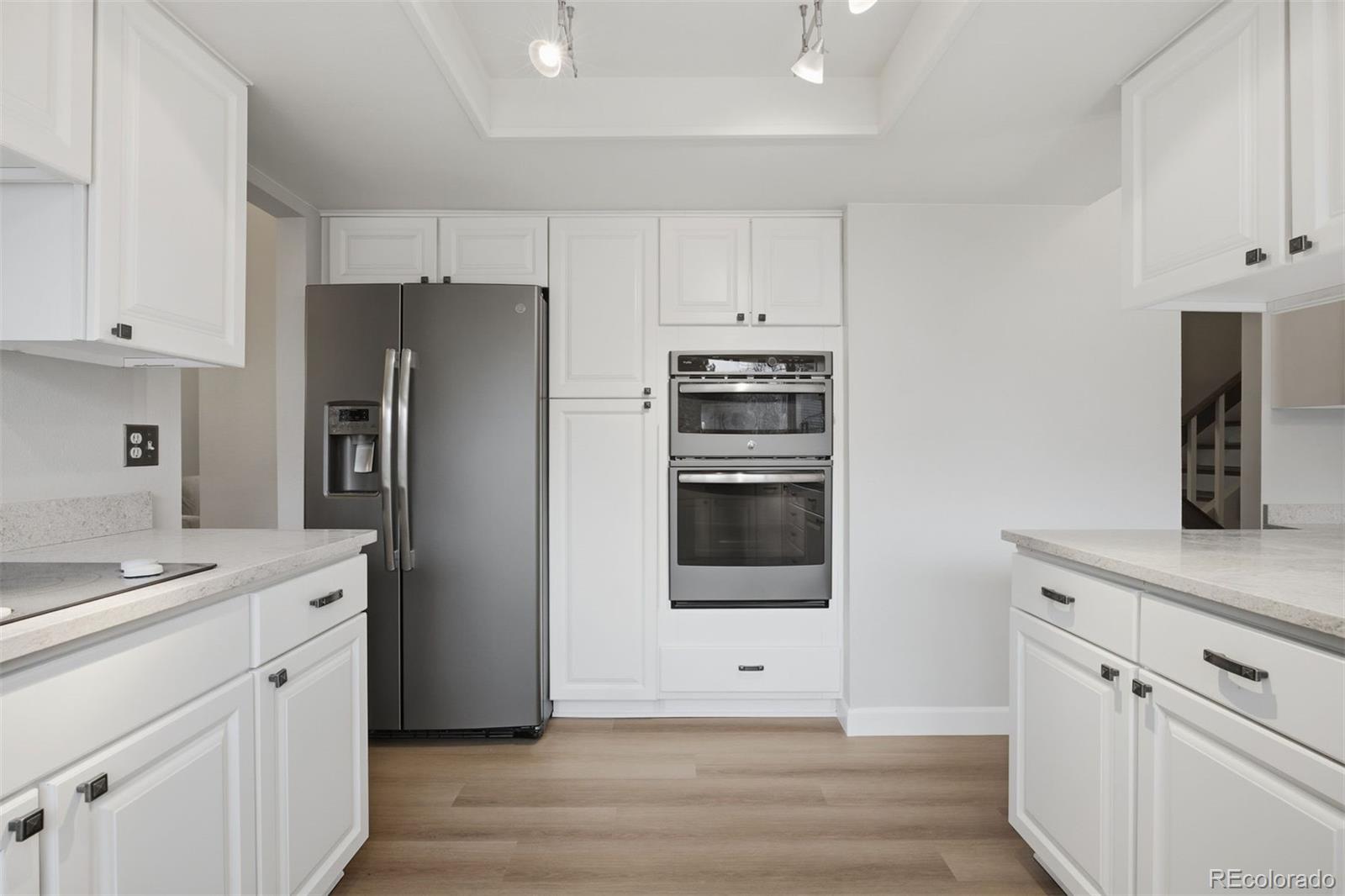 3124 E Hinsdale Place