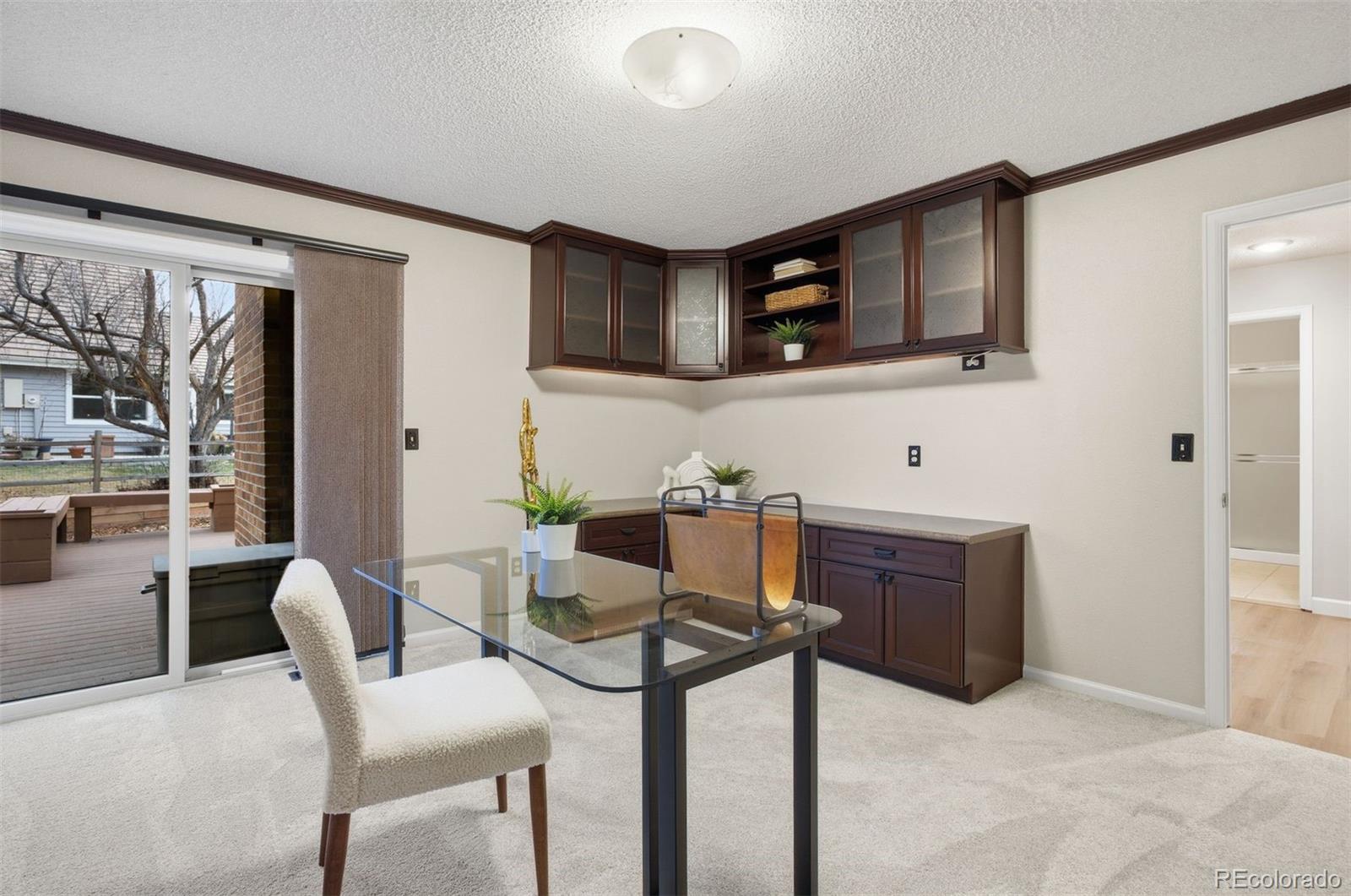 3124 E Hinsdale Place