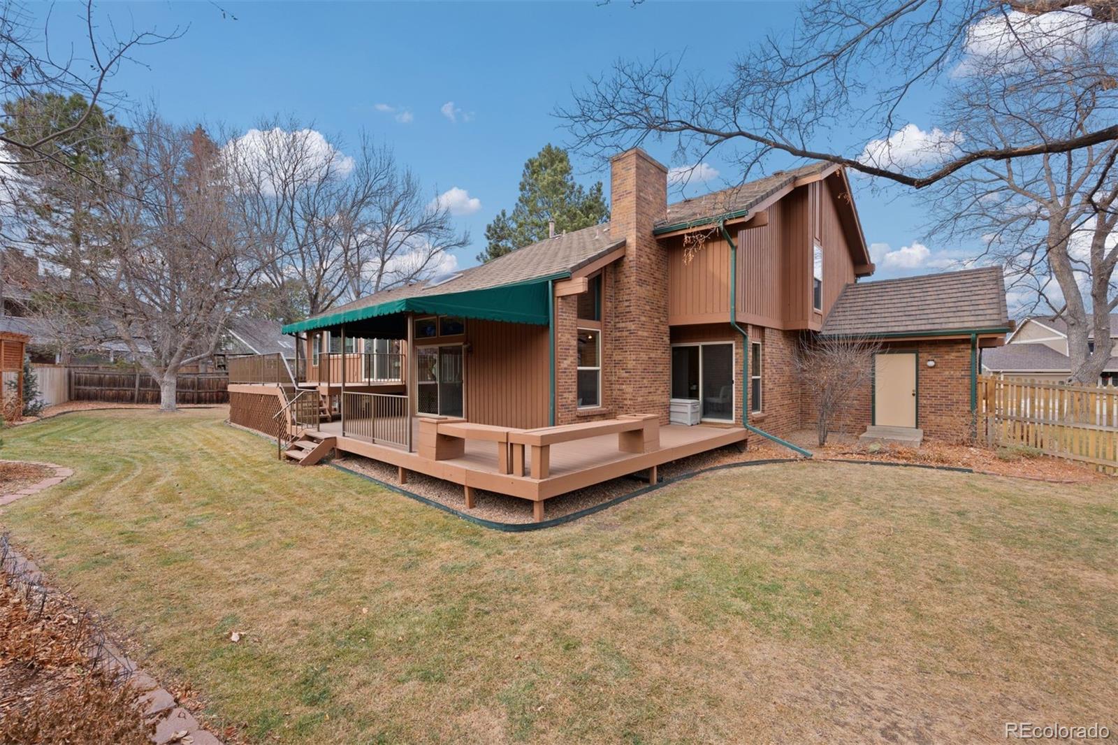 3124 E Hinsdale Place