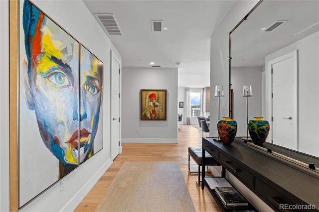 155 Steele Street Unit: 716