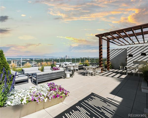 155 Steele Street Unit: 716